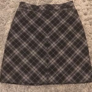 Gap women’s black and grey plaid skirt.